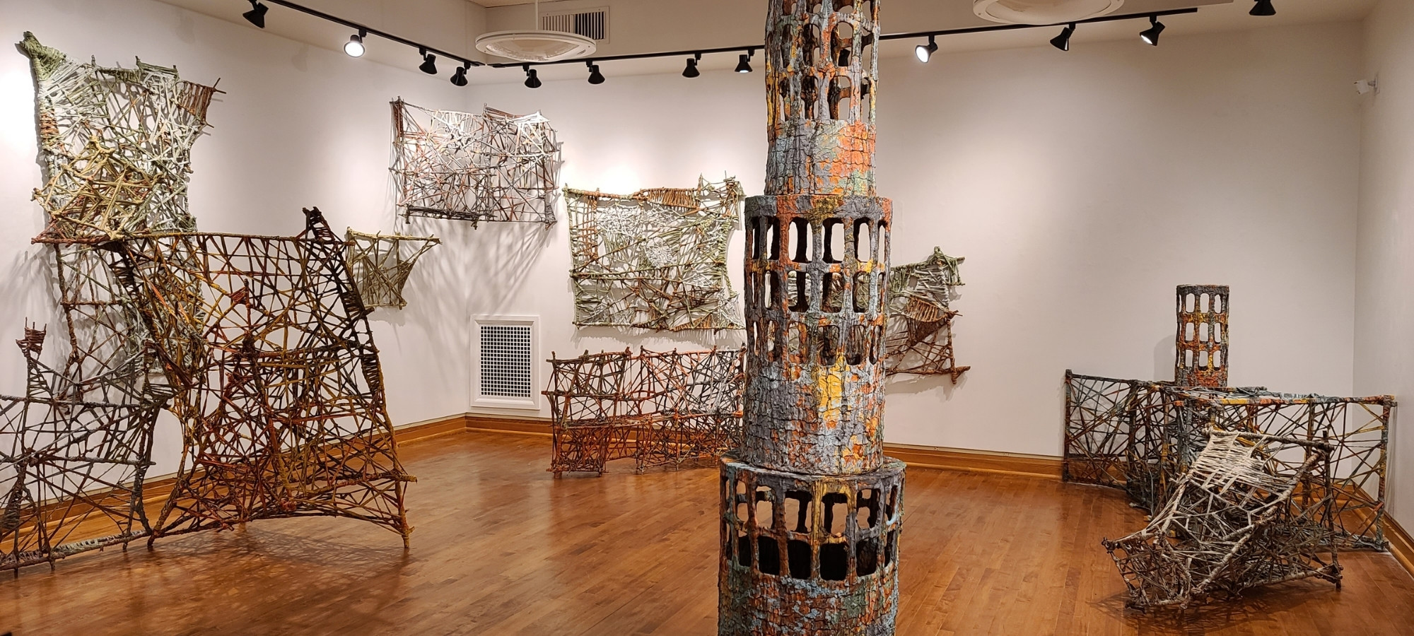 Danielle O’Malley ceramics